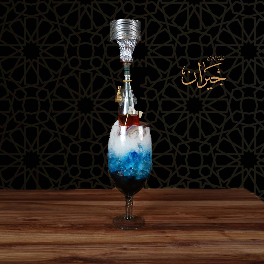 كلاص مثلج عادي / طاولة