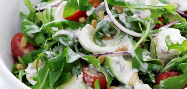 سلطة روكا بالدجاج