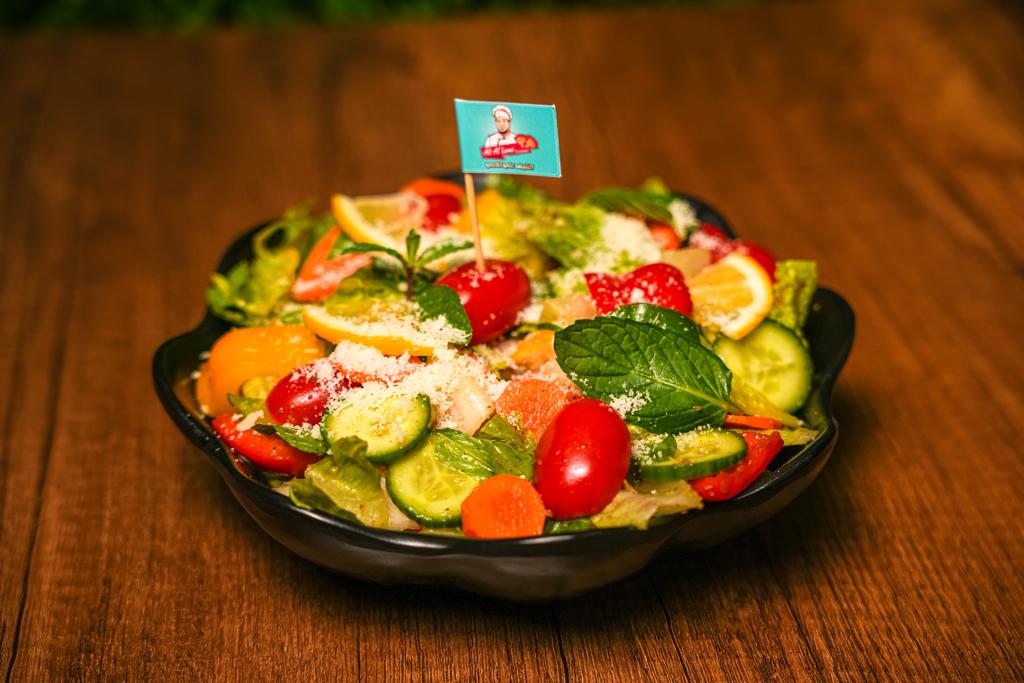 سلطة ميلانو