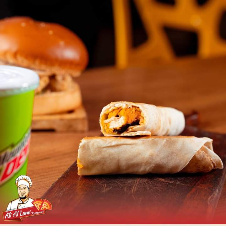 سندويش علاوي ستربس