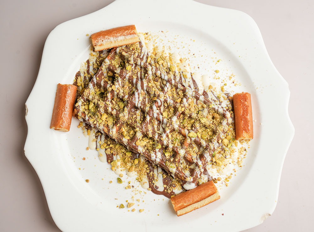 وافل مكسرات